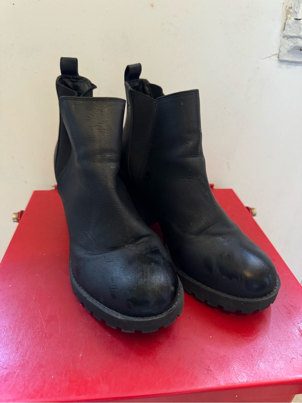 Black Chelsea Platform Ankle Boots - Women's Size 7